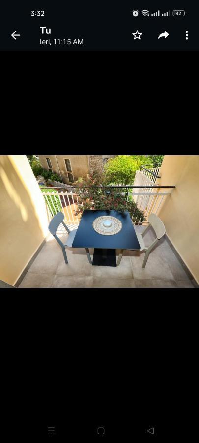 Guest House Rione Cappuccini سانتّانييلّو الغرفة الصورة